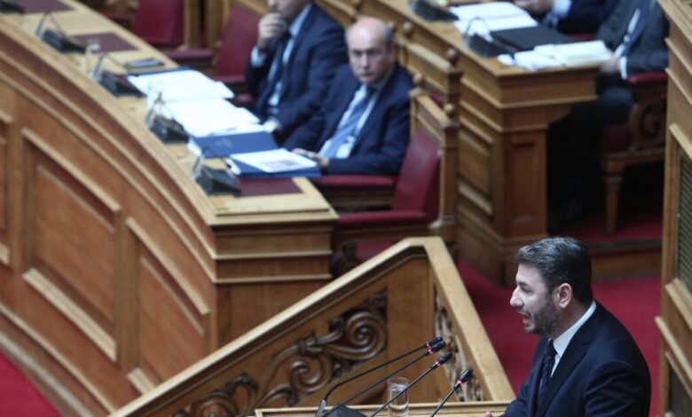 «Σφάχθηκαν»-Χατζηδάκης-–-Ανδρουλάκης-στη-Βουλή:-«Βοσκάγατε-τα-πρόβατα-κάπου-παραπέρα;»-«Με-την-ακροδεξιά-ρητορεία-σας-διχάζετε»