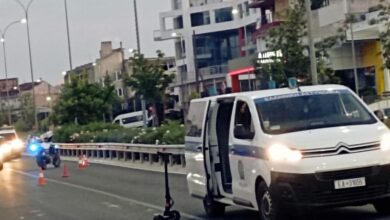 Λάρισα:-Αυτοκίνητο-παρέσυρε-έναν-13χρονο-με-ηλεκτρικό-πατίνι-–-Στο-νοσοκομείο-με-τραύματα-ο-νεαρός