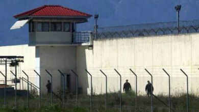Φυλακές-Τρικάλων:-Κρατούμενοι-κοιμούνται-στο-πάτωμα-λόγω-υπερπληρότητας
