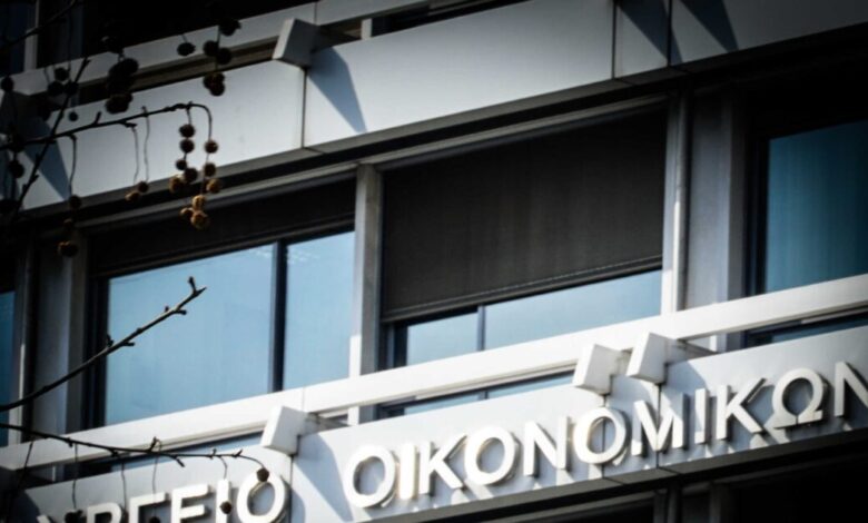 Υπουργείο-Οικονομικών:-Η-Ελλάδα-έχει-ήδη-ενσωματώσει-τις-ευρωπαϊκές-οδηγίες-για-τον-ΦΠΑ