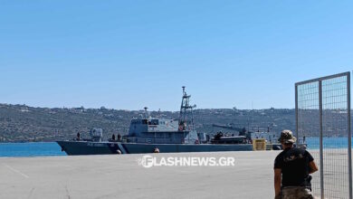 Στο-λιμάνι-της-Σούδας-έφτασαν-οι-117-παράτυποι-μετανάστες-–-Θα-μεταφερθούν-με-το-ίδιο-πλοίο-στην-Αθήνα