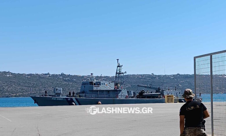 Στο-λιμάνι-της-Σούδας-έφτασαν-οι-117-παράτυποι-μετανάστες-–-Θα-μεταφερθούν-με-το-ίδιο-πλοίο-στην-Αθήνα
