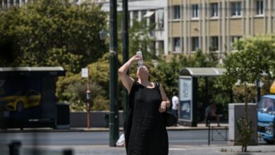 Καύσωνας:-«Έβρασε»-ο-τόπος-από-τις-υψηλές-θερμοκρασίες-–-Πάνω-από-41-βαθμοί-σε-Ανατολική-Στερεά,-Θεσσαλία-και-νότια-Πελοπόννησο