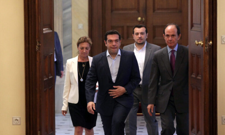 Η-«αλήθεια»-του-Αλέξη-Τσίπρα-μέσα-από-τα-πρακτικά-του-Συμβουλίου-των-Πολιτικών-Αρχηγών-του-2015:-Η-πρόταση-Γιούνκερ-και-«το-“Όχι”-που-δεν-έγινε-“Ναι”»