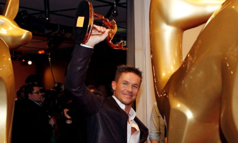 felix-baumgartner: Βίντεο-από-την-πτήση-με-αλεξίπτωτο-πλαγιάς-του-αθλητή-extreme-sports-πριν-συντριβεί