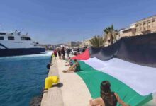 Πλώρη-για-Λεμεσό-έβαλε-το-ισραηλινό-κρουαζιερόπλοιο-crown-iris-Έφυγε-άπρακτο-από-τη-Σύρο