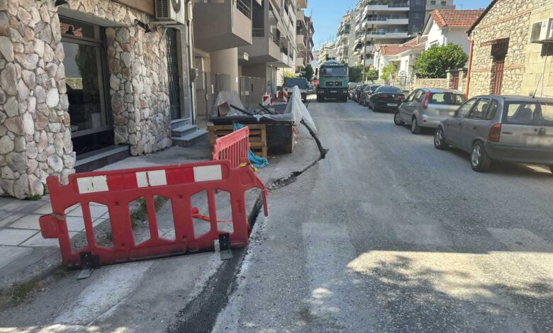 Ο-κάδος-νίκησε-το-έργο-–-Καμπύλη-στην-τομή-για-να-μην-ενοχληθούν-τα-μπάζα