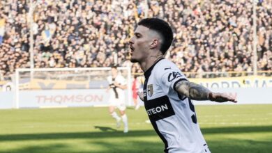 Ο-Ολυμπιακός-εξετάζει-τον-Ντένις-Μαν-της-Πάρμα