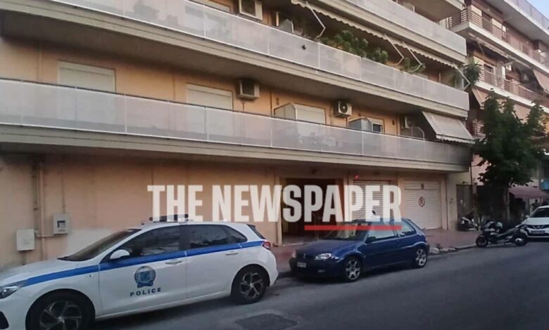 Βόλος:-60χρονος-με-νοητική-στέρηση-ζούσε-μέσα-στο-σπίτι-με-τον-νεκρό-πατέρα-του-επί-7-ημέρες