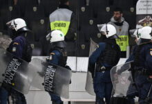 Νέα-Φιλαδέλφεια:-Συμπλοκές-με-τραυματίες-αστυνομικούς-μετά-τον-αγώνα-της-ΑΕΚ