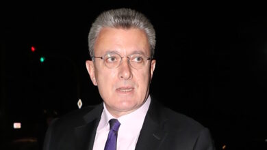 Νίκος-Χατζηνικολάου:-«Άθλιοι-απατεώνες»-γράφει-για-τους-δημιουργούς-παραπλανητικής-διαφήμισης-με-χρήση-ai