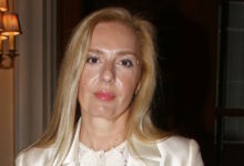Έλενα-Μακρή-Λυμπέρη:-«Είμαι-ολομόναχη,-χαμένη-χωρίς-εσένα»-γράφει-8-μήνες-μετά-τον-θάνατο-του-συζύγου-της