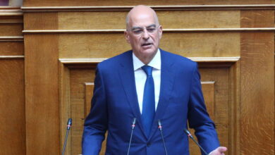 Δένδιας:-Όργιο-σπατάλης-με-τα-ακίνητα-του-Στρατού-–-Το-ρετιρέ-του-αξιωματικού-αξίας-800000e,-η-πισίνα-των-49,5-μέτρων-και-τα-2.400-τετραγωνικά-για-29-άτομα