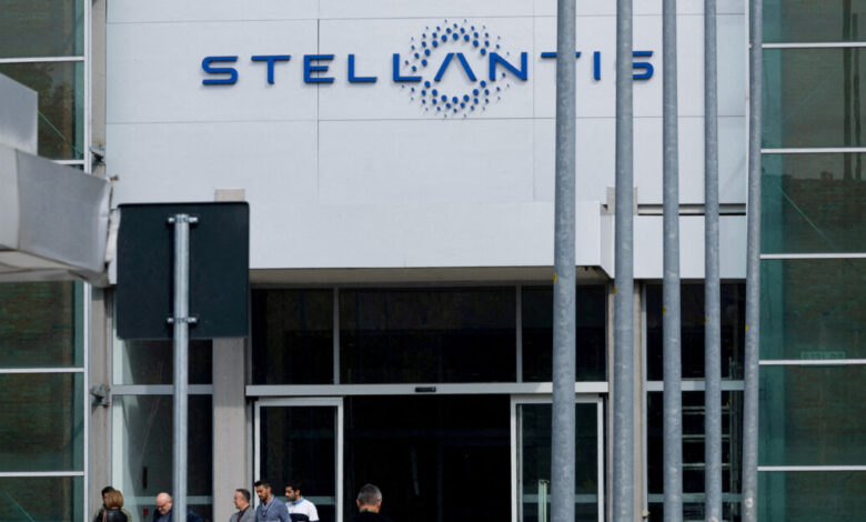Η-stellantis-αναμένει-οικονομική-απώλεια-1,21-δισ.-ευρώ-από-τους-δασμούς-των-ΗΠΑ-στο-β’-εξάμηνο-του-2025