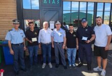 Δωρεά-στολών-από-την-εταιρεία-ΔΙΑΣ-ΙΚΕ-στην-ΕΛΑΣ.-Λάρισας
