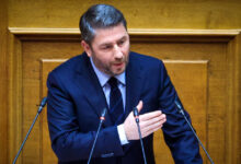 Ανδρουλάκης:-«Μεγάλο-συγκριτικό-μου-πλεονέκτημα-απέναντι-σας-είναι-η-εντιμότητα-μου,-κ.-Μητσοτάκη»