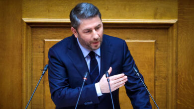 Ανδρουλάκης:-«Μεγάλο-συγκριτικό-μου-πλεονέκτημα-απέναντι-σας-είναι-η-εντιμότητα-μου,-κ.-Μητσοτάκη»