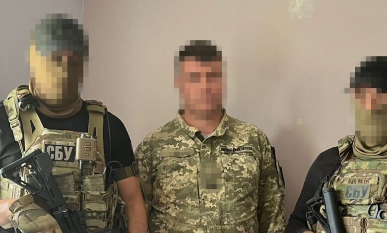 Ουκρανία:-Συνελήφθη-στρατιωτικός-που-κατασκόπευε-θέσεις-μαχητικών-αεροσκαφών-f-16-και-mirage-2000-για-την-Ρωσία