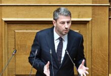 Ανδρουλάκης-σε-ΝΔ:-Θα-φύγετε-ή-θα-μείνετε;-Θα-μας-πείτε;