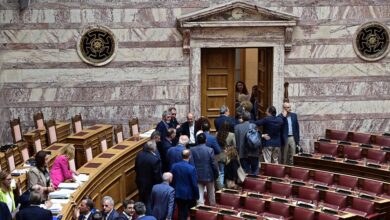 Βουλή:-Απορρίφθηκαν-οι-προτάσεις-για-προανακριτική-για-τον-ΟΠΕΚΕΠΕ-–-Πανδαιμόνιο-με-φωνές-και-αποχώρηση-της-Αντιπολίτευσης
