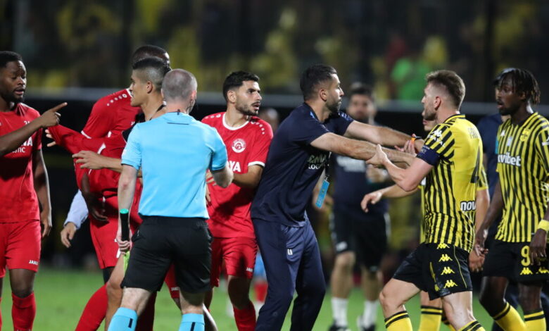 Άρης-–-Αράζ:-Ένταση,-αποβολή-και-αποδοκιμασίες-στο-φινάλε-του-αγώνα