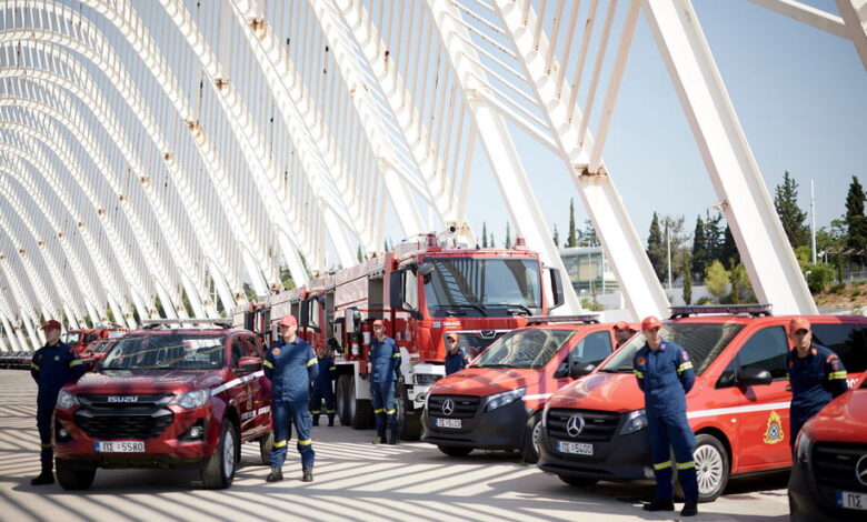Δεκαεπτά-νέα-σύγχρονα-οχήματα-στις-Πυροσβεστικές-Υπηρεσίες-της-Θεσσαλίας