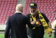 Η-θερμή-αγκαλιά-Μάριου-Ηλιόπουλου-και-Μάρκο-Νίκολιτς-ξεχωρίζει-από-την-παρακάμερα-της-πρόκρισης-της-ΑΕΚ