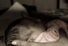Γαλλία:-Νοσηλεύτρια-κατηγορείται-για-σεξουαλικές-επιθέσεις-σε-βρέφη-και-παιδική-πορνογραφία