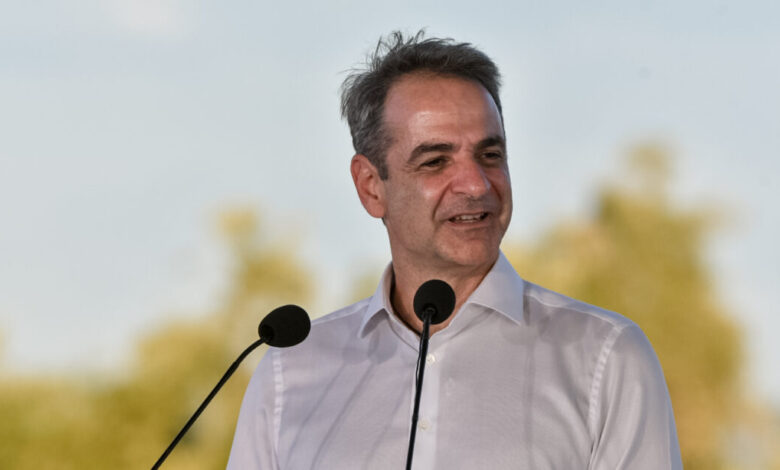 Κυριάκος-Μητσοτάκης:-Η-Πατρών-–-Πύργου,-η-ψηφιακή-κάρτα-εργασίας,-ο-15χρονος-Δημήτρης-και-η-ανάπαυλα-του-Αυγούστου