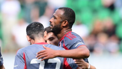 Ντεν-Χάαχ-–-Ολυμπιακός-2-3:-Χατ-–-τρικ-Ελ-Κααμπί-και-ντεμπούτο-Στρεφέτσα