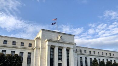 Ποια-είναι-τα-εμπόδια-στην-«εκστρατεία»-του-Τραμπ-για-μείωση-των-επιτοκίων-της-fed