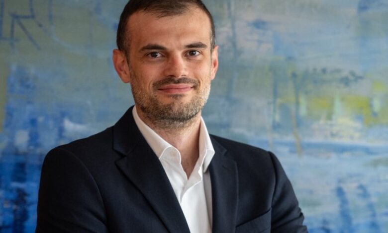 Ο-Βασίλης-Καρκατζούνης-Ειδικός-Γραμματέας-Τεχνητής-Νοημοσύνης-και-Διακυβέρνησης-Δεδομένων