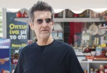 Φοίβος:-Οι-κοινές-εμμονές-με-τη-σύζυγό-του-και-η-έμπνευση-πίσω-από-το-hit-«Ρωτάω-Ποια»