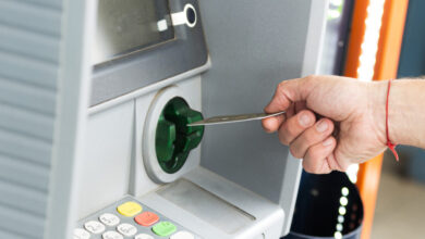 Αναλήψεις-από atm: Νέο-«τοπίο»-για-τις-προμήθειες-από-τη-Δευτέρα-11-Αυγούστου-–-Ποιες-είναι-οι-4-αλλαγές