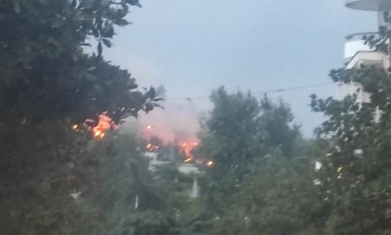Φωτιά-στις-Σέρρες-στον-λόφο-του-Κουλά-–-Οι-φλόγες-φαίνονται-πάνω-από-την-πόλη,-ήχησε-το-112
