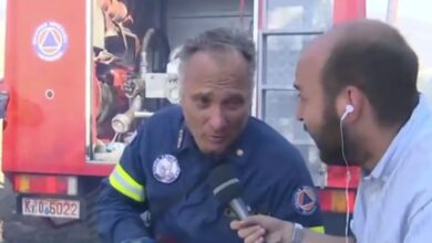 Φωτιά-στην-Κερατέα: Εθελοντής-πυροσβέστης-περιγράφει-πώς-εγκλωβίστηκε-στις-φλόγες