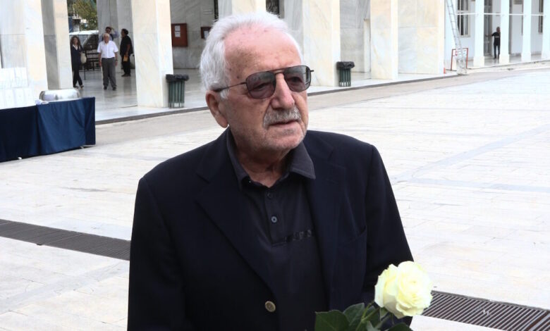 Πένθος-για-τον-Κώστα-Γείτονα-–-Πέθανε-η-σύζυγος-του-ιστορικού-στελέχους-του-ΠΑΣΟΚ