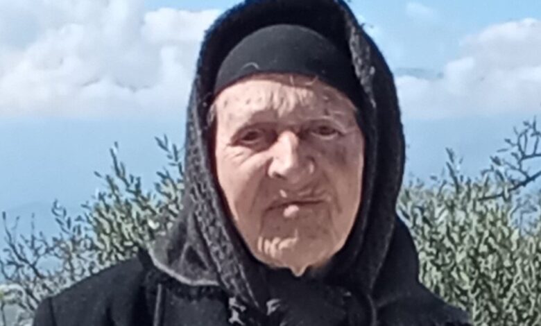 Διαλεχτό-Τρικάλων:-Κηδεία-της-Βασιλικής-Δήμου