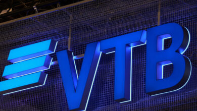 Η-ρωσική-vtb-bank-βλέπει-τα-έσοδα-από-δάνεια-να-καταρρέουν-εν-μέσω-πολεμικών-πιέσεων