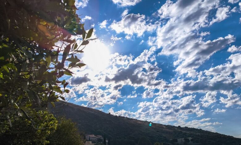 Καιρός:-Ζέστη-και-την-Τρίτη-–-Μποφόρ-μέχρι-το-Σάββατο:-Το-«κοκτέιλ»-που-φέρνει-«πορτοκαλί»-συναγερμό-για-πυρκαγιές