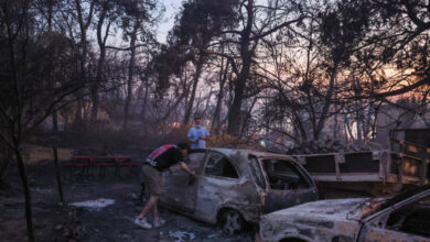 Φωτιές-στην-Τουρκία:-2.000-κάτοικοι-απομακρύνθηκαν-από-περιοχές-του-Τσανάκαλε-–-Τεράστιες-φλόγες,-καμένα-σπίτια-και-αυτοκίνητα
