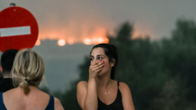 Φωτιές-σε-Αχαΐα,-Πρέβεζα,-Χίο-και-Ζάκυνθο:-Συνεχή-μηνύματα-του-112-για-εκκενώσεις-οικισμών
