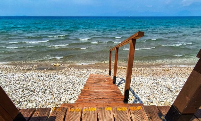 Καιρός-σήμερα:-Εκρηκτικό-κοκτέιλ-ζέστης-και-ισχυρών-ανέμων