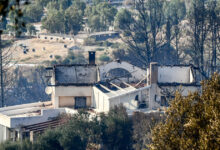 Πολιτική-αντιπαράθεση-για-τις-φωτιές:-«Περισσότερο-προσωπικό-στην-Πυροσβεστική-από-ποτέ»-–-Τα-πρώτα-μέτρα-για-τους-πληγέντες
