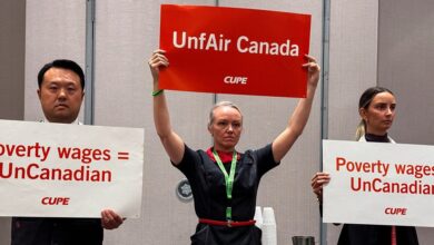 Καθηλωμένα-τα-αεροπλάνα-της-air-canada-λόγω-της-72ωρης-μαζικής-απεργίας-των-πληρωμάτων-καμπίνας