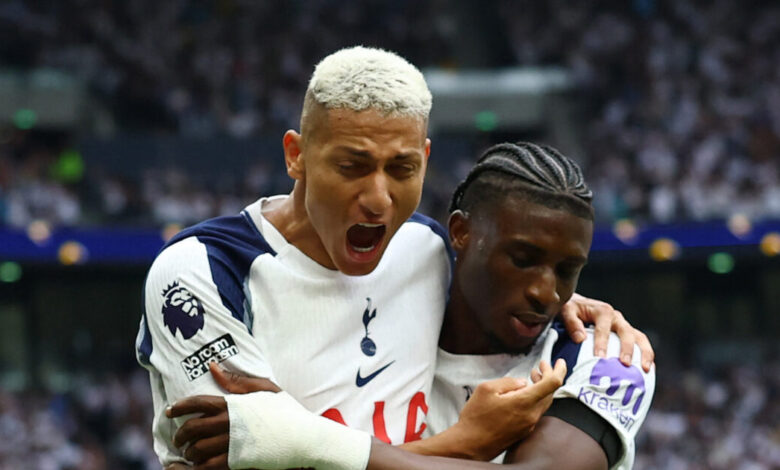 premier-league:-Άνετες-νίκες-για-Τότεναμ-και-Σάντερλαντ,-«έμφραγμα»-στις-καθυστερήσεις-για-την-Μπράιτον