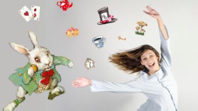 Η-«Αλίκη-στη-Χώρα-των-Θαυμάτων»-στο-υπαίθριο-δημοτικό-θέατρο-Τρικάλων