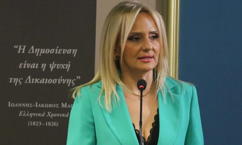 Θώμη-Παληού:-Δεν-δίνω-σημασία-στην-τοξικότητα-στον-χώρο-της-τηλεόρασης,-πατάω-γερά-στα-πόδια-μου