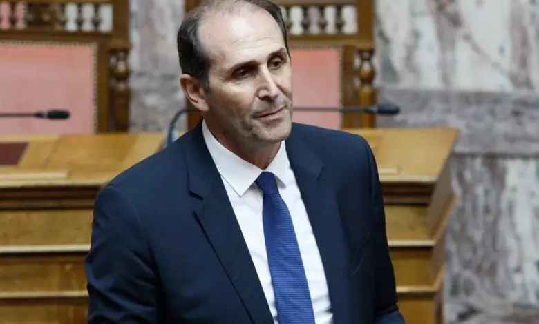 Υπέστη-ανακοπή-καρδιάς-ο-γραμματέας-της-ΚΟ-της-ΝΔ-Απόστολος-Βεσυρόπουλος