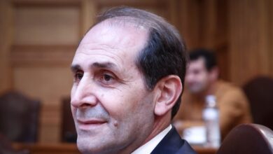 Απόστολος-Βεσυρόπουλος:-Ο-βουλευτής-που-βοήθησε-να-πολλαπλασιαστούν-οι-απινιδωτές-στη-χώρα,-«έσβησε»-σε-παραλία-που-δεν-διέθετε-τη-σωτήρια-συσκευή